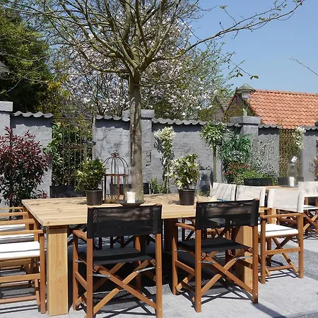 Hof Van 3*
